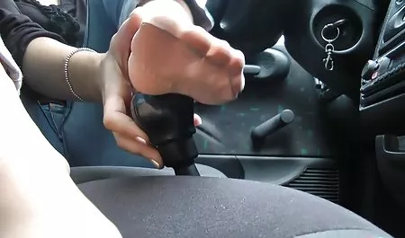 التنصت إصبعك مقاطع سكس محارم امهات على الجزء الأمامي من الأطفال