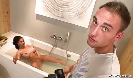 السيدات الشابات com فلام سكس ام وابنها