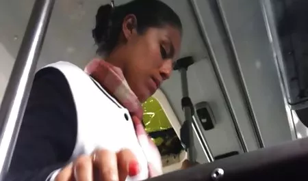 صوفيا يعمل مكعبات الثلج في سكس امهات وابنها مترجم ليليث