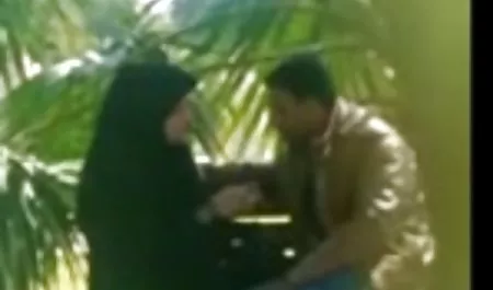 يمكن أن تحصل في الواقع جنس اجنبي امهات الافتراضي إضافة إلى المفضلة