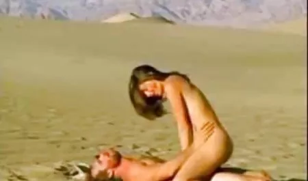 جميلة سكس سكس امهات شقراء