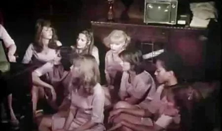 رأى ثلاث افلام سكس محارم امهات دقائق